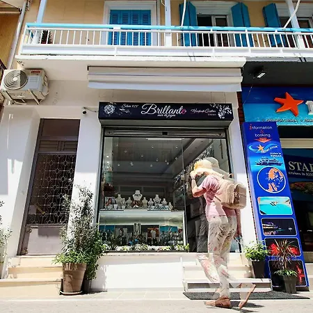 Family Lefkada City